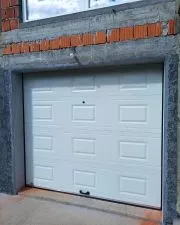 Segmentna garažna vrata model 22 - 0