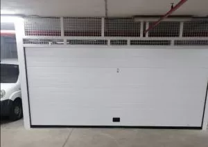Segmentna garažna vrata model 23 - 0