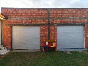 Segmentna garažna vrata model 11 - 0