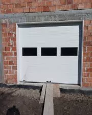 Segmentna garažna vrata model 28 - 0
