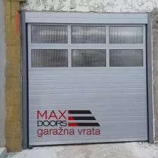 Segmentna garažna vrata model  9 - 0