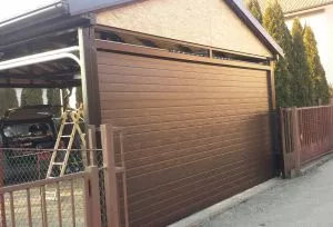 Segmentna garažna vrata model 44 - 0